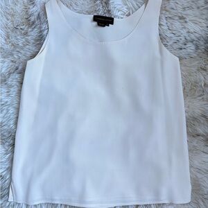 Classiques Entier 100% Silk Ivory Shell Tank Top Size 10 Career Minimalist